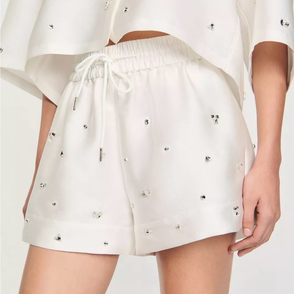SANDRO Onyx White shorts with Silver rhinestone details